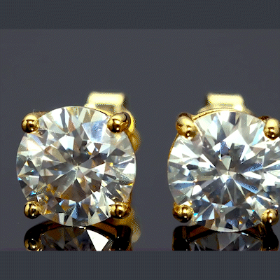 Signature Moissanite Carat Earrings Polair™